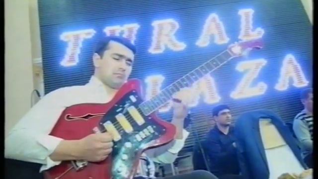 Gitara Ifacisi Bextiyarin Oglunun Kicik Toy Meclisi (Teymur Gitara)