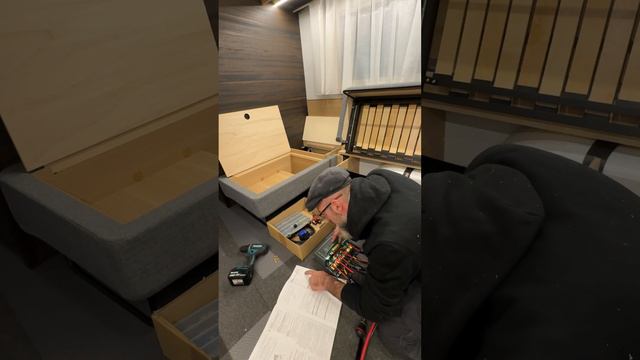 Montage déplacé caravane Truma Mover XT / XT2 / XT4 смотреть онлайн