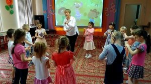 игра на музыкальных треугольниках