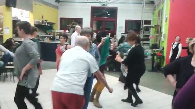 pizzica alla cooperativa labriola смотреть онлайн