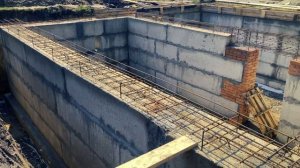 Строительство загородного дома | Цокольный этаж | ФБС 24.6.6 | оклеечная гидроизоляция