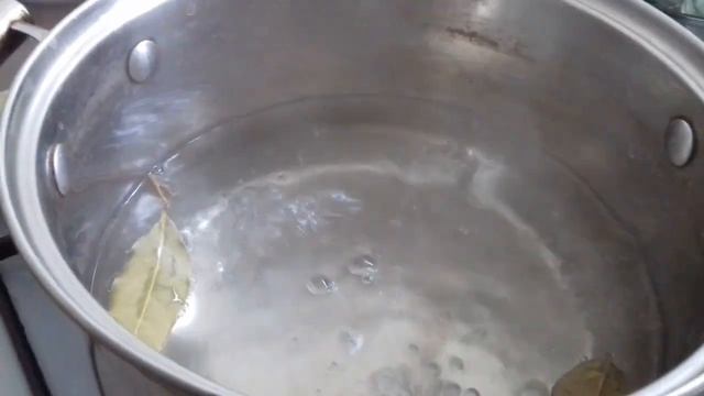 Квасим на зиму баклажаны в двухлитровые баночки.3 часть.