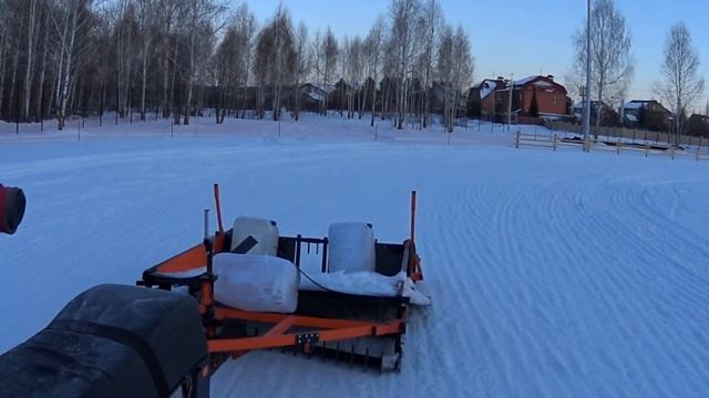 Начинаем работать по обледенелой лыжной трассе смотреть онлайн