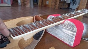 Электрогитара. Отстройка своими руками. Первый опыт.