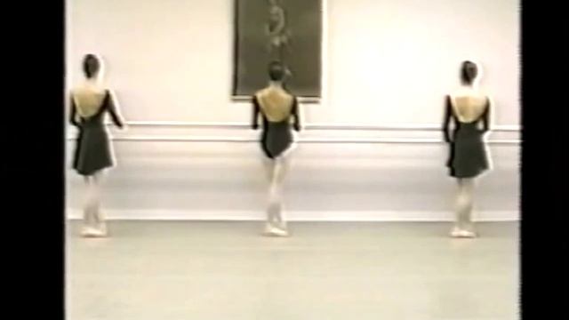 Double battemen tendu. Galina Mezentseva. Classical Ballet Lesson. смотреть онлайн