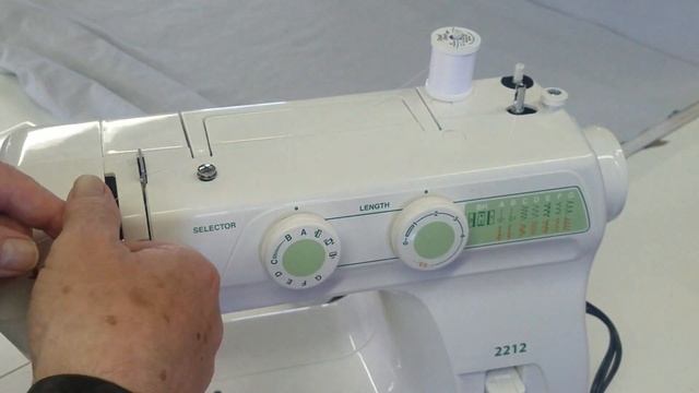 Janome 2212 sewing machine Waldorf Maryland. смотреть онлайн