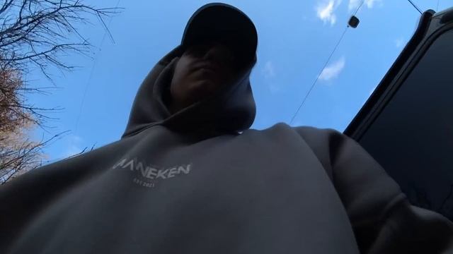 ПЕРВОЕ СВИДАНИЕ МЛАДШЕГО БРАТА смотреть онлайн