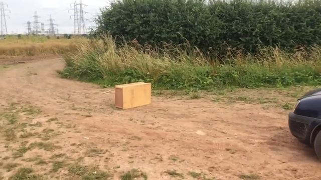 Ford Fiesta 1998 model obliterates wooden box!!!!! смотреть онлайн