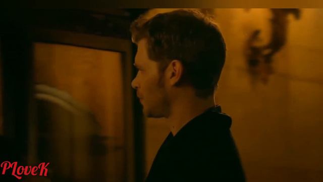Patricia Morgan (Caroline) & Klaus Mikaelson (Klaus) and Stefan Salvatore (Stefan) | Prada de războ смотреть онлайн