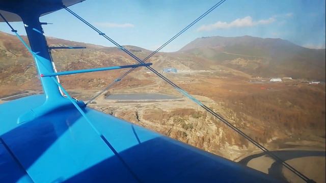 Ан-2. Взлет, полет, посадка. Взгляд из иллюминатора. Перелет Усть-Нера-Вьюн. Якутия. смотреть онлайн
