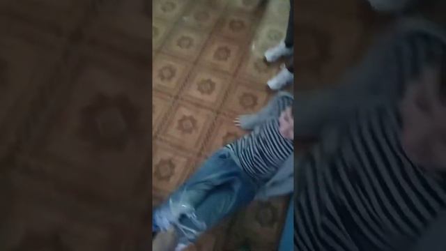 6 класс:Влада обмотали скочом, в прочем ничего нового 👉🏻😎👈🏻 смотреть онлайн