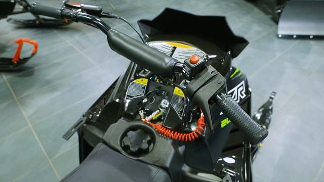 AMS Motoneige Ep10 : Ski-Doo Expedition LE 2023, MoonBikes, Arctic Cat ZR200 2023