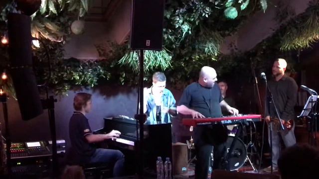 Olga Oleynikova/Nikolay Dobkin/Vasily Grachev/Salman Abuev/Vartan Babayan