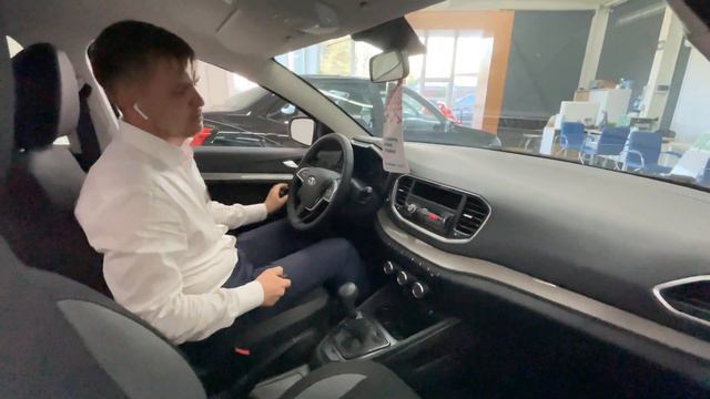 Впервые у Lada - кнопка Старт/Стоп с конвейера смотреть онлайн