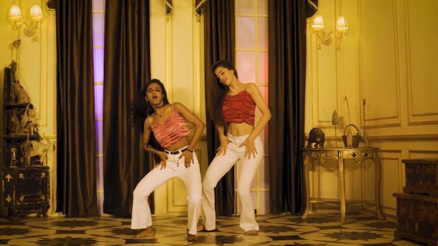 Sharara Sharara|Dance Cover by Kashika Sisodia and Riya Singh смотреть онлайн