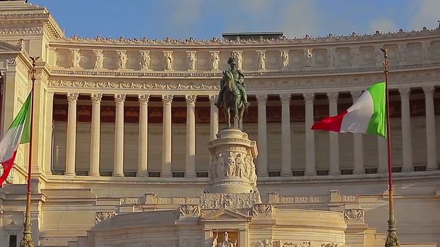 Flip Films Stock Video: Piazza Navona, Vittorio Emanuele II monument, The Colosseum смотреть онлайн