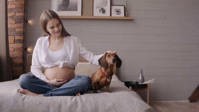 БЕРЕМЕННАЯ ЖЕНЩИНА И РЕБЕНОК В ЖИВОТЕ | Что чувствует, видит и слышит ребенок в утробе матери смотреть онлайн