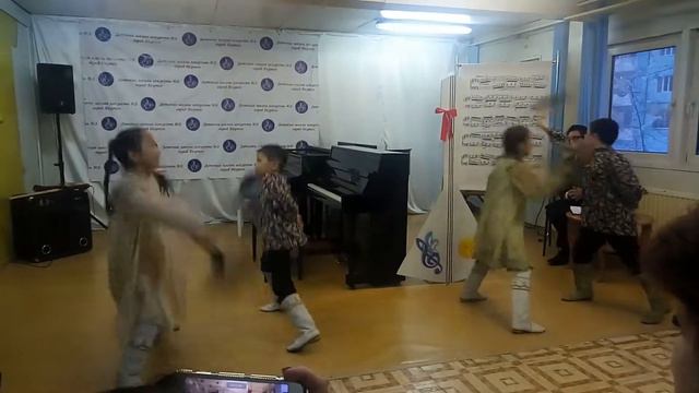 Поздравление многодетных мам с 8 марта ДШИ №2 Якутск смотреть онлайн