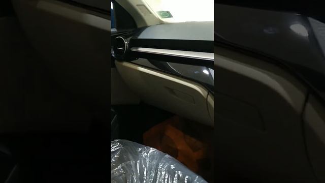 Slavia Ambition Model Walk around | Second Top | Skoda | #skoda #slavia #shubhamgandhi #skodaindia смотреть онлайн