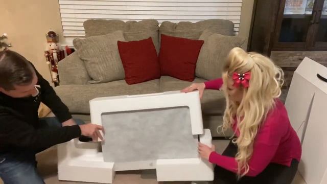 Our new iMac 27-inch with Retina 5k display UNBOXING!! смотреть онлайн