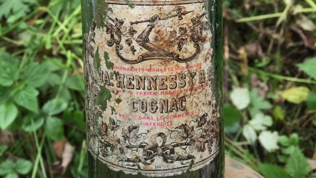 Коньяк в немецком блиндаже _ Cognac in a German dugout (1080p) смотреть онлайн