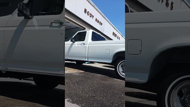 white base coat with a blue pearl... смотреть онлайн