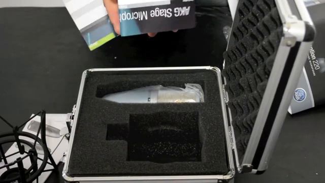 unboxing micrfono AKG perceptio 220 смотреть онлайн