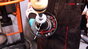 OPEL Corsa C - FRONT - Передние амортизаторы KYB установка