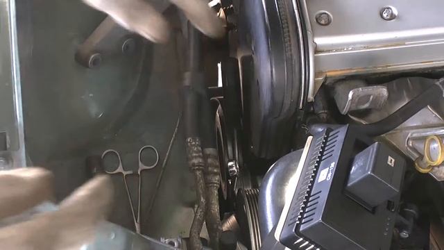 Ремонт натяжного ролика ремня генератора Opel vectra B 1.8 смотреть онлайн