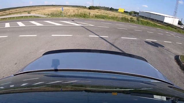 Mercedes-Benz E55 AMG V8 Kompressor straight pipe exhaust sound смотреть онлайн