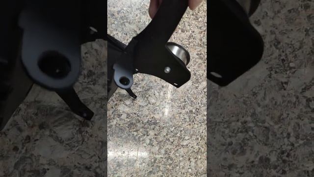 Кронштейн переноса генератора на Ниву, инжектор с ГУР или без ГУР, как поставить, в обход датчика. смотреть онлайн