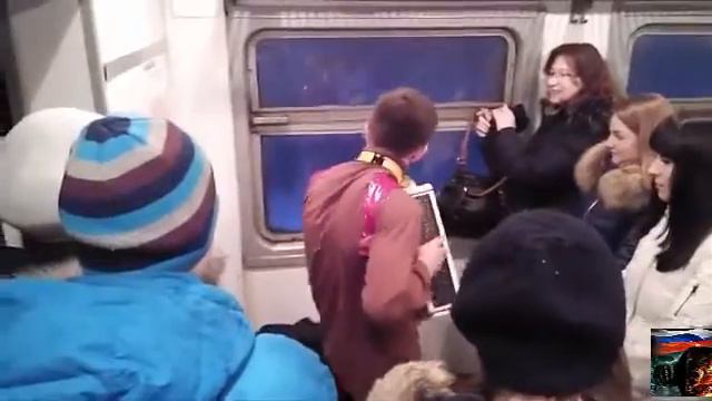 Талантливый баянист в электричке! Смотреть всем! смотреть онлайн