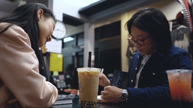 How To American signing - Jimmy O. Yang смотреть онлайн