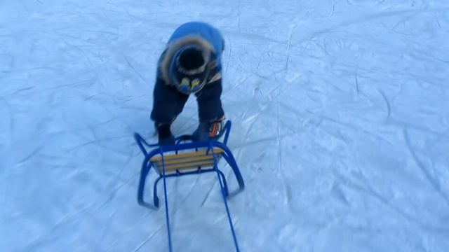 Как научить ребёнка кататься на коньках. Самый простой способ. смотреть онлайн