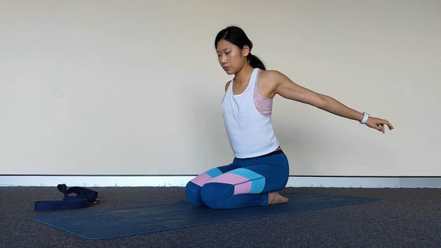 20-Minute Shoulder Flexibility & Mobility Yoga Class смотреть онлайн
