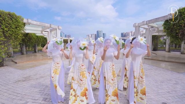 DAISY DANCE TEAM | Múa MỘT VÒNG VIỆT NAM - Tùng Dương смотреть онлайн