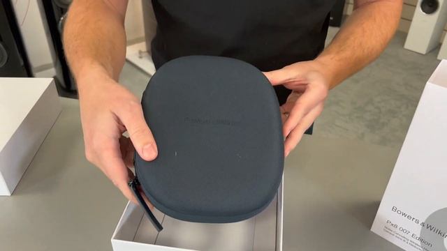 Slúchadlá Bowers & Wilkins Px8 007 Edition смотреть онлайн