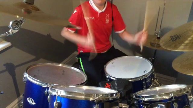 BREED by NIRVANA (Drum cover). Birthday cover смотреть онлайн