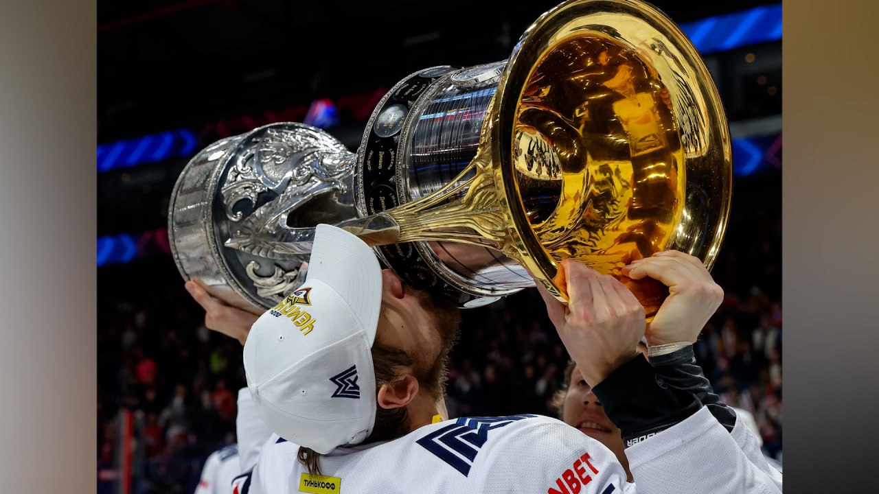 Алексей Текслер поздравил ХК «Металлург» с победой смотреть онлайн