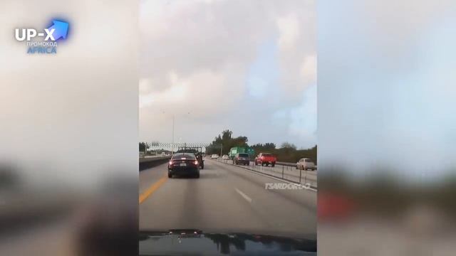 ЛУЧШИЕ АВТО ПРИКОЛЫ 2022 ? РУССКИЕ ПРИКОЛЮХИ С ДОРОГ_ЧУДИКИ ИЗ СОЦСЕТЕЙ_РЖАКА #35.mp4 смотреть онлайн