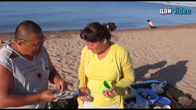 Поисковый магнит "зацепил" золотое кольцо на пляже Иссык Куля смотреть онлайн