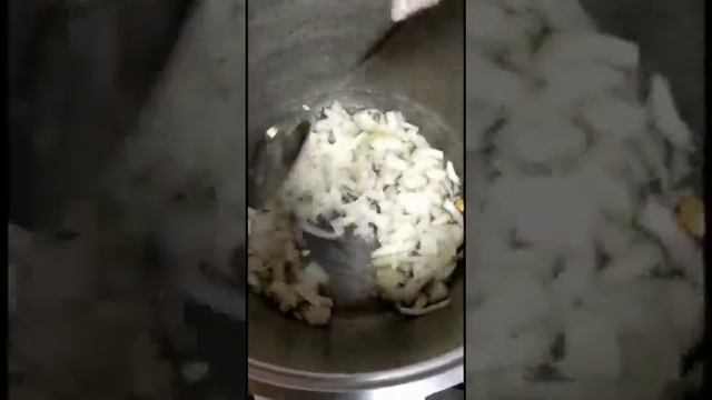 Тушёная капуста с картошкой. Gedünsteter Kohl mit Kartoffeln. смотреть онлайн
