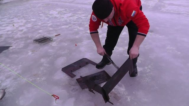 зимняя рыбалка с ночевой в домашних условиях!