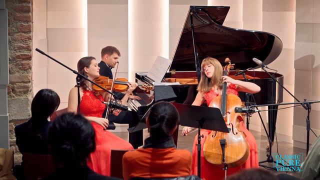 Instrumental Competition 2022 - Cuore Piano Trio смотреть онлайн