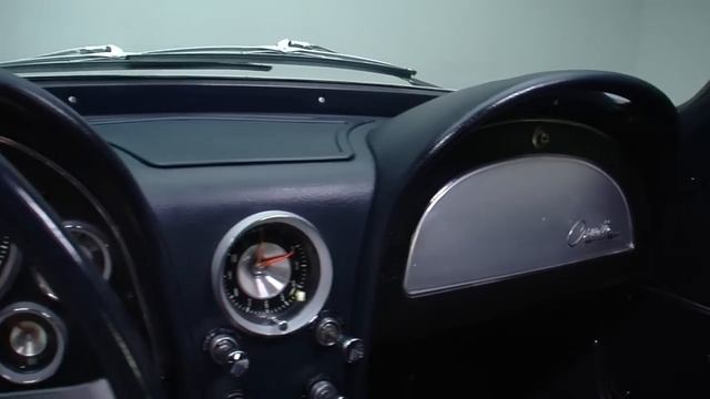 135318 / 1963 Chevrolet Corvette Split Window смотреть онлайн