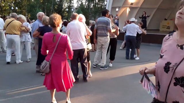 А МНЕ ТАК ХОЧЕТСЯ С ТОБОЙ! ТАНЦЫ ХАРЬКОВ СЧАСТЛИВЫЕ МОМЕНТЫ смотреть онлайн