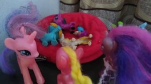 День рождение Радости | Поняшки. Игры в игрушки / Pony. Toy Games