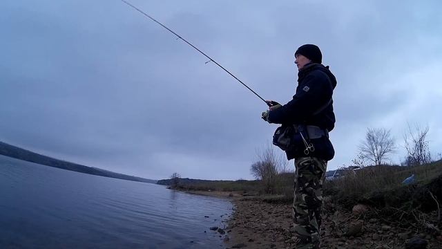 Вот такая вот зимняя рыбалка на Юге смотреть онлайн