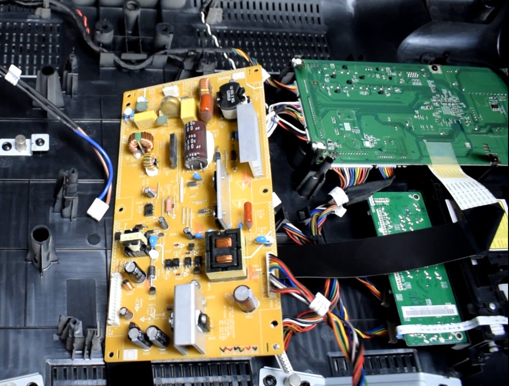 Ремонт телевизора Toshiba 32DV703R смотреть онлайн