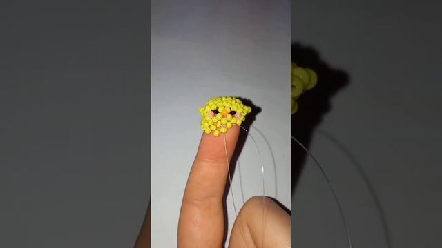 цыпленок из бисера ?? амигуруми цыпленок из бисера #бисероплетение #бисер #handmade #beads смотреть онлайн